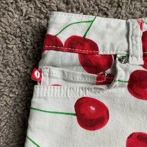 CHERRY PRINTED SHORTS